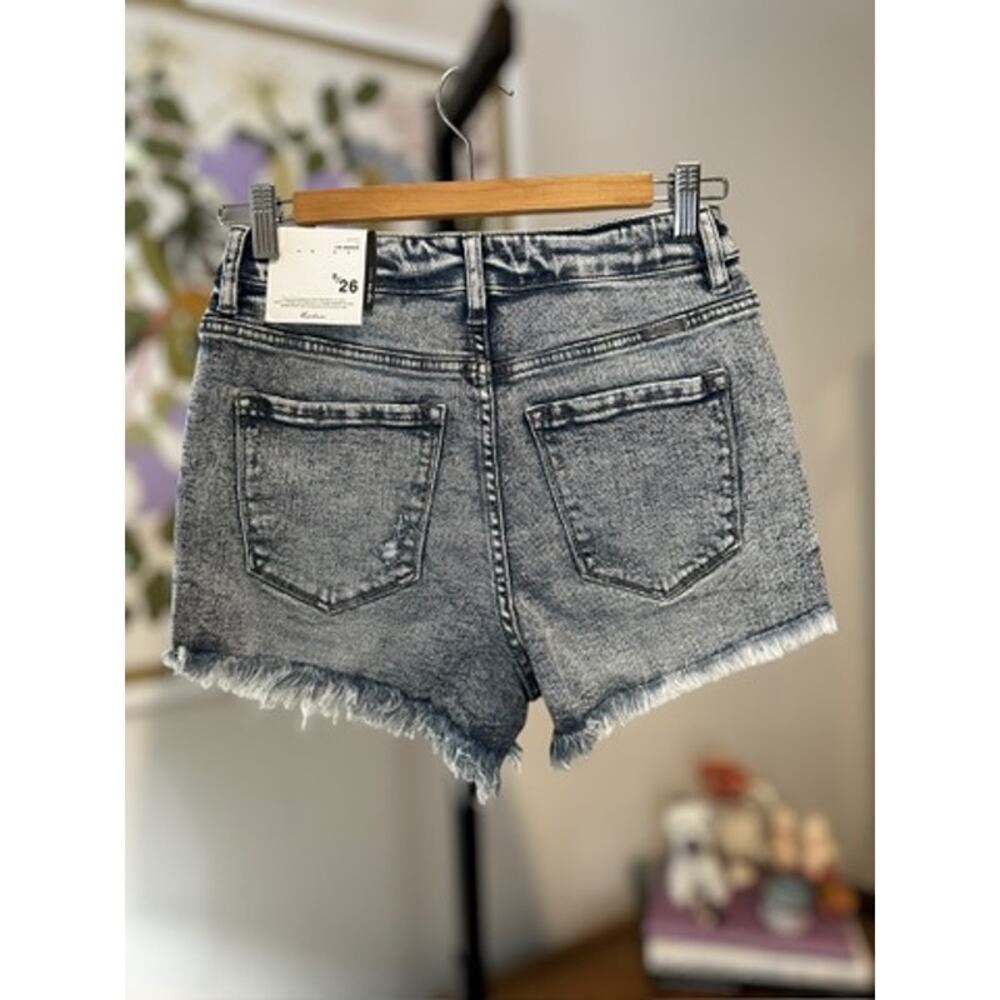 NWT KanCan Essentials High Rise Distressed Acid Wash Denim Shorts Black 5/26 - Picture 8 of 11